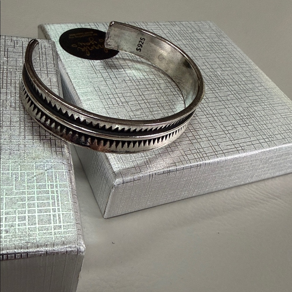 Minimalist Tooth Sterling Silver Cuff Bangle Bracelet - Picture 6 of 8